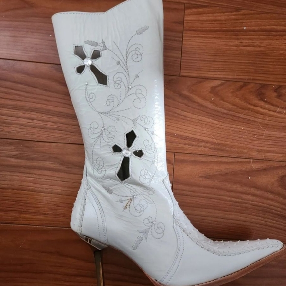 Women boots
